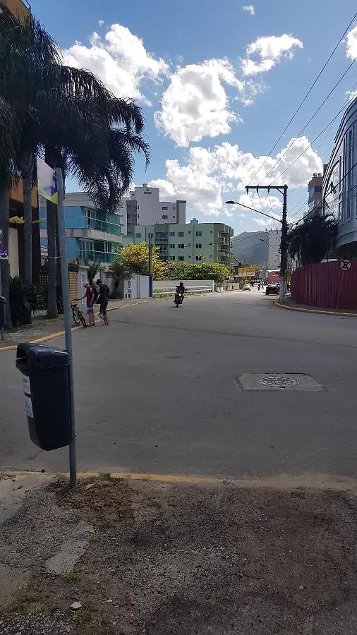 Hospedagem 20M Da Praia. Itapema Pensión