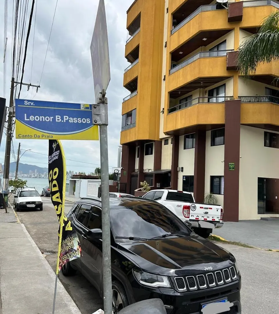 Pensión Hospedagem 20M Da Praia. Itapema Brasil