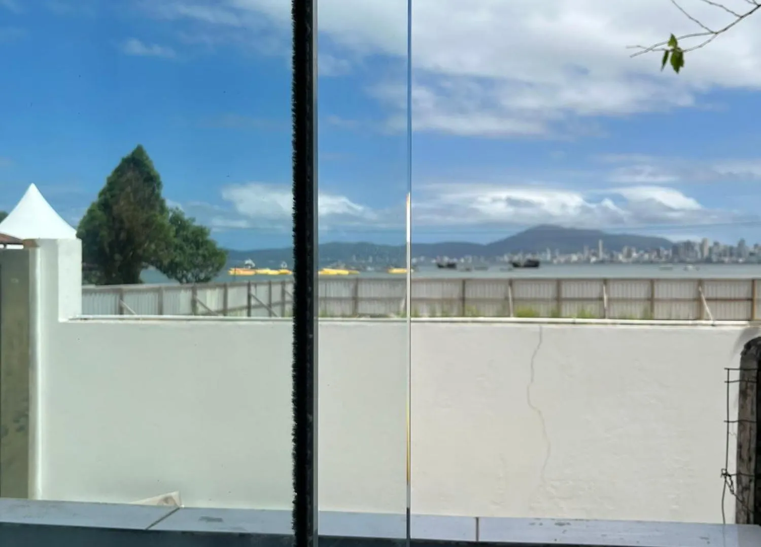 Hospedagem 20M Da Praia. Itapema Brasil