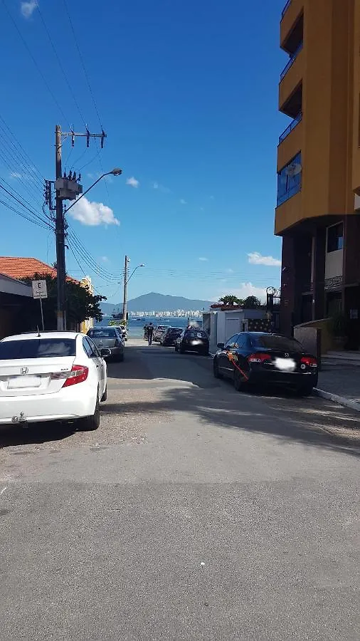 Hospedagem 20M Da Praia. Itapema 0*,  Brazil