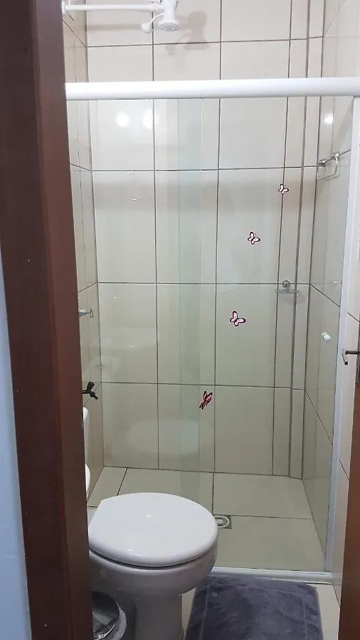 Guest house Hospedagem 20M Da Praia. Itapema Brazil